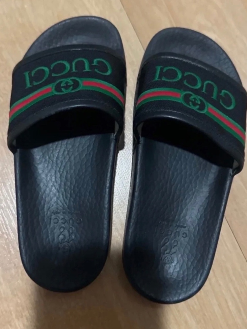 Boy gucci slides